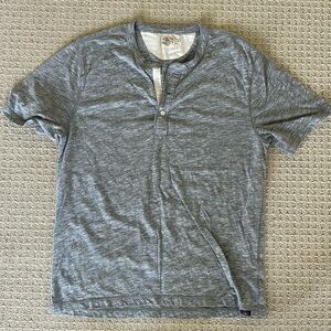 Men’s Faherty Henley t-shirt | Grey Size Large